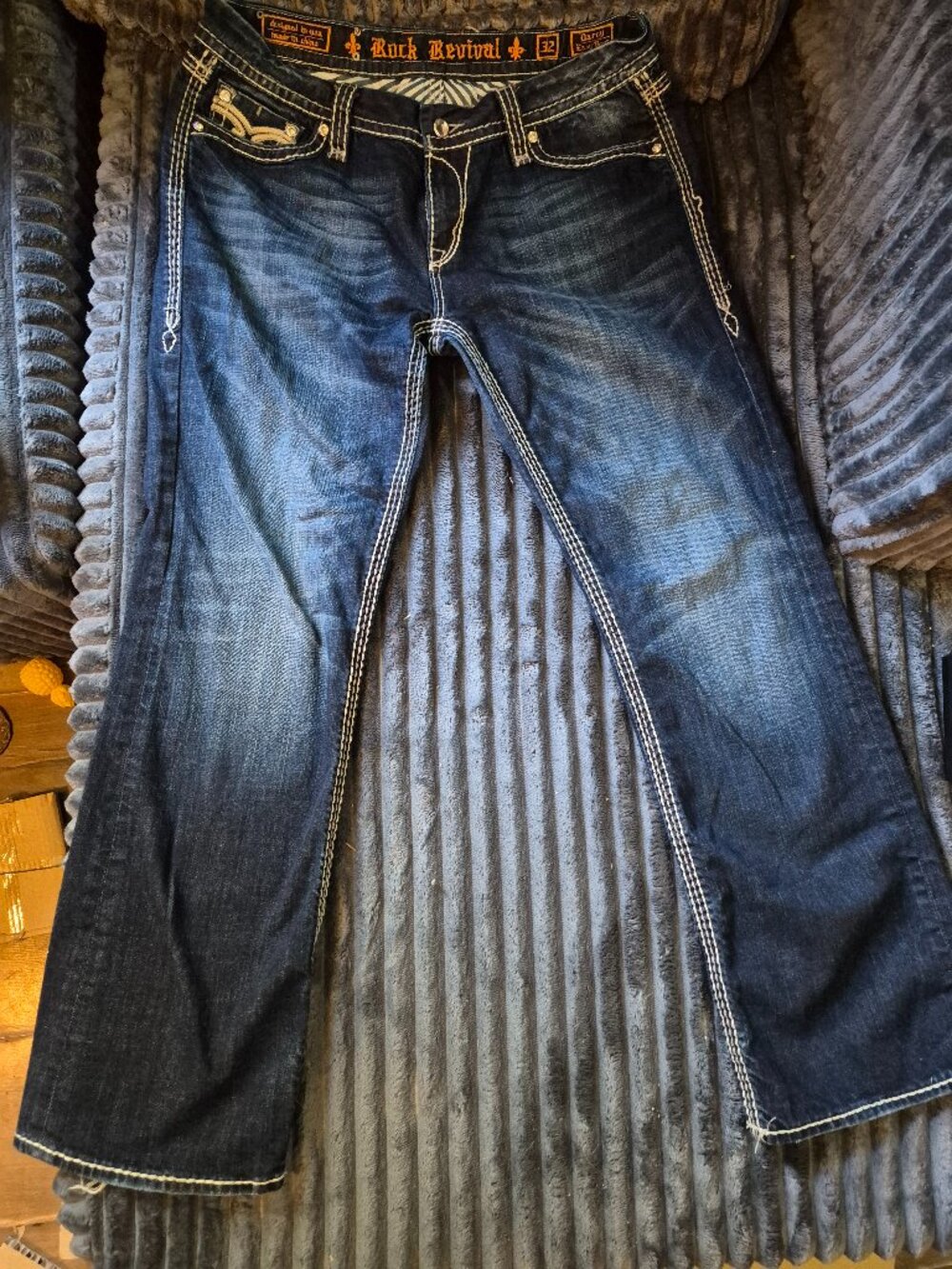 Rock revival size 32